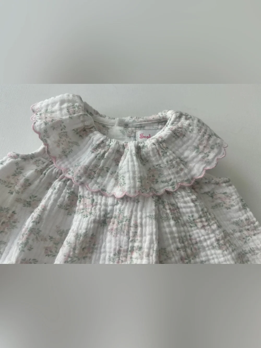 Sophie & Lucas girl's floral dress with ties at the back.  Size 3M.